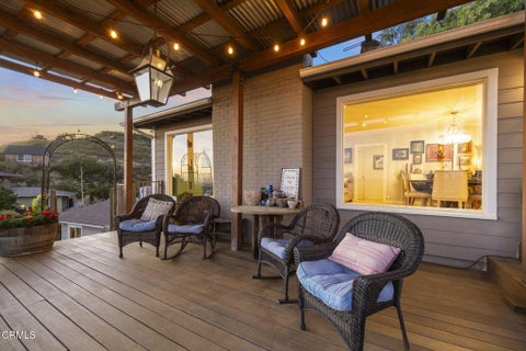 Tiny photo for 559 N Loop Drive, Camarillo, CA 93010 (MLS # V1-35369)