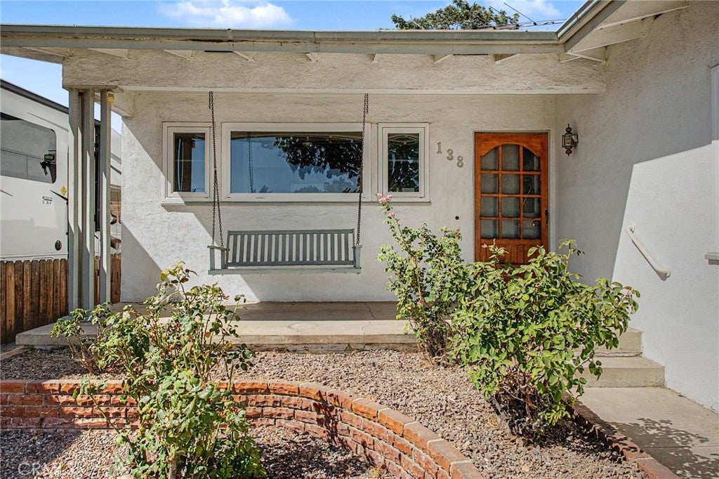 138 N Vecino Avenue