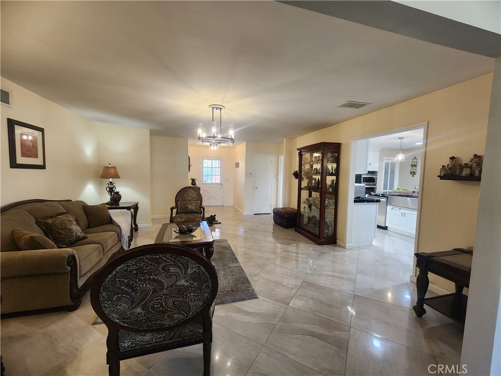 105 W Cliffwood Avenue