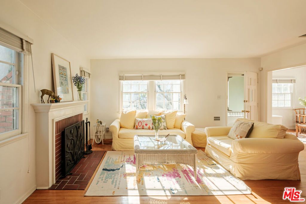 Photo of 1030 N La Jolla Avenue, West Hollywood, CA 90046 (MLS # 26635991)