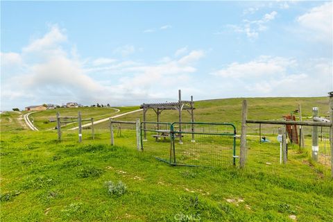 Tiny photo for 3505 Landmark Pl, Paso Robles, CA 93446 (MLS # NS26020742)