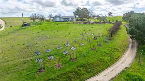 Tiny photo for 3505 Landmark Pl, Paso Robles, CA 93446 (MLS # NS26020742)