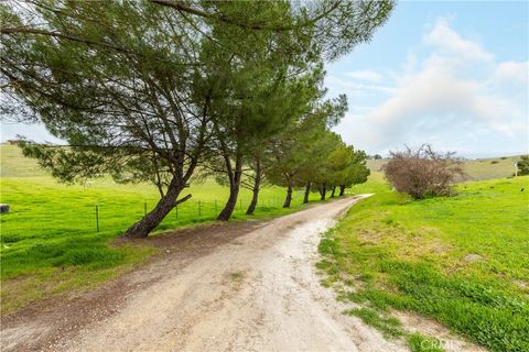 Tiny photo for 3505 Landmark Pl, Paso Robles, CA 93446 (MLS # NS26020742)