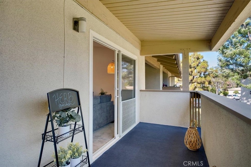 8877 Lauderdale Court