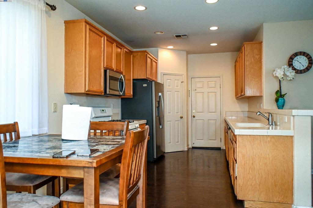 RYLAND HERITAGE - Residential
