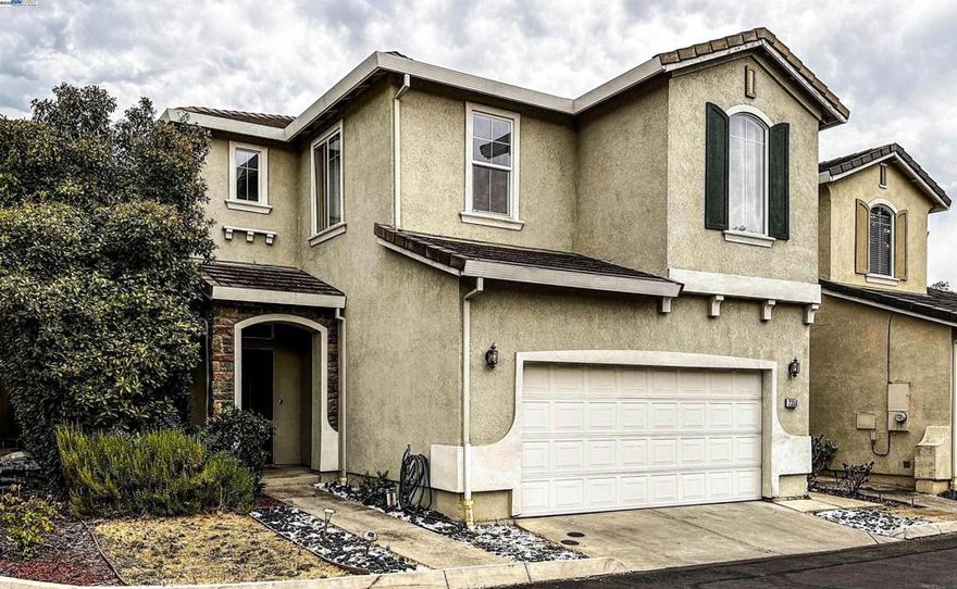 Located in the desirable Natomas area, this inviting home offers 3 spacious bedrooms and 2.5 bathrooms, including a serene primary suite with its own cozy sitting area—perfect for unwinding after a long day. With approximately 1,536 sq ft of thoughtfully designed living space, the home feels open and airy throughout. A blend of carpet and hardwood flooring creates a clean, modern look that pairs effortlessly with any décor. The bright, cheerful kitchen includes a dining nook and opens directly to the backyard, making it ideal for everyday meals or indoor-outdoor entertaining. At the heart of the home, the living area features a welcoming fireplace that adds warmth and charm to the space. Come and explore your future home.