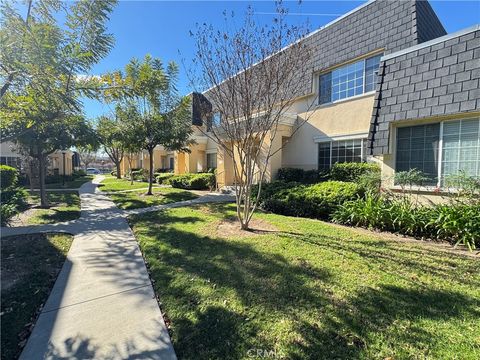 19216 Hamlin Drive 8 Reseda CA 91335