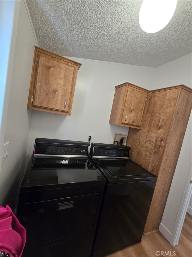 913 Grand Avenue 144