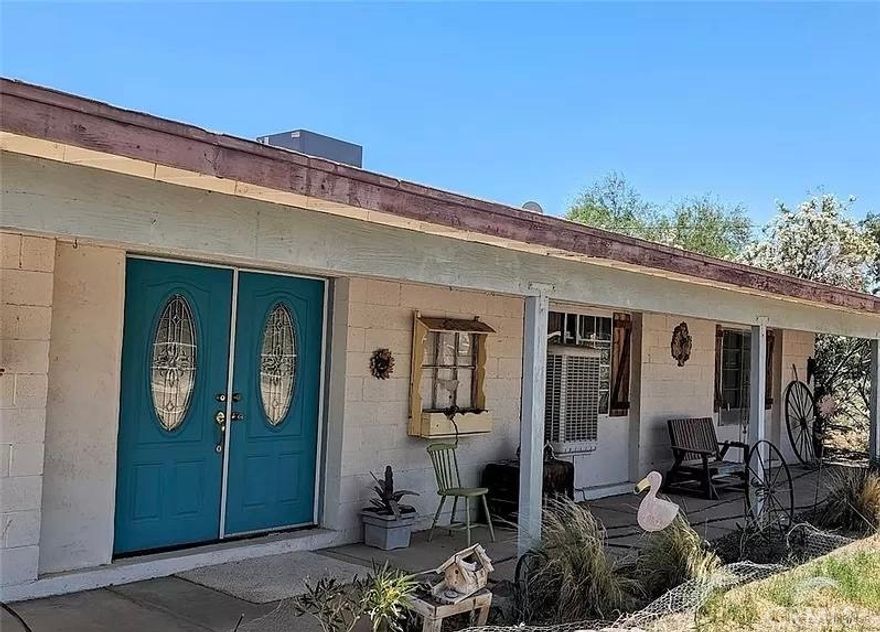 Charming ranch-style Pool Home with 3 bedroom, 2 bathroom at 1,536 sq ft of living space on a full acre. Built in 1982, this property offers plenty of room to spread out and enjoy country living with space to make it your own.