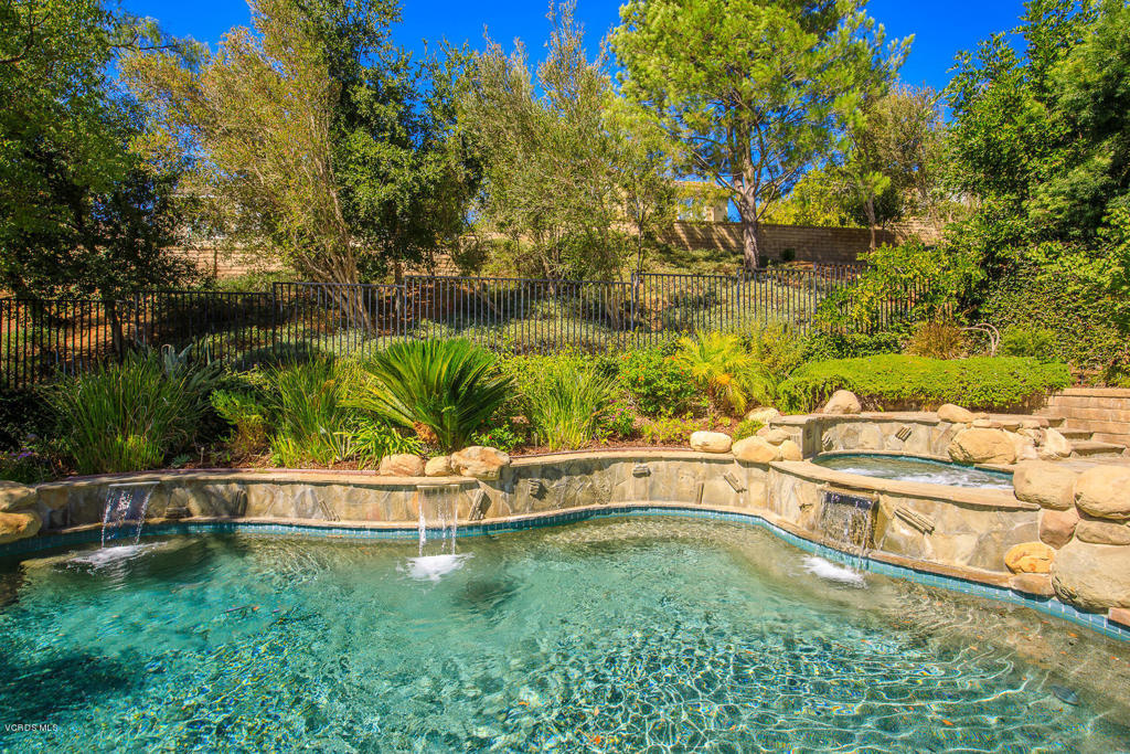 Regency Hills-903 - 1006112 - Residential