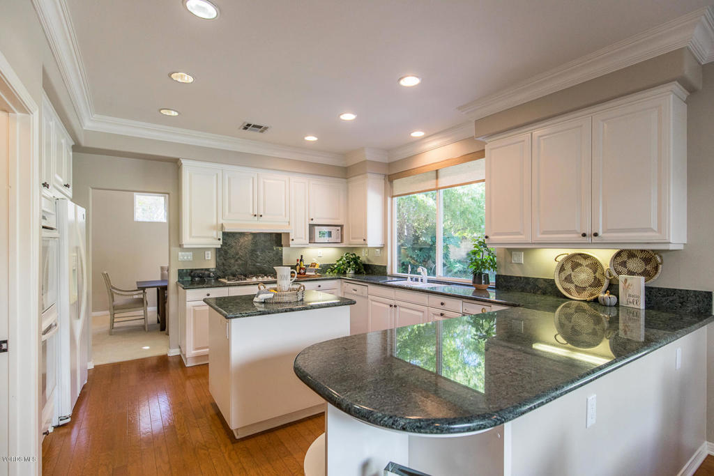 Regency Hills-903 - 1006112 - Residential