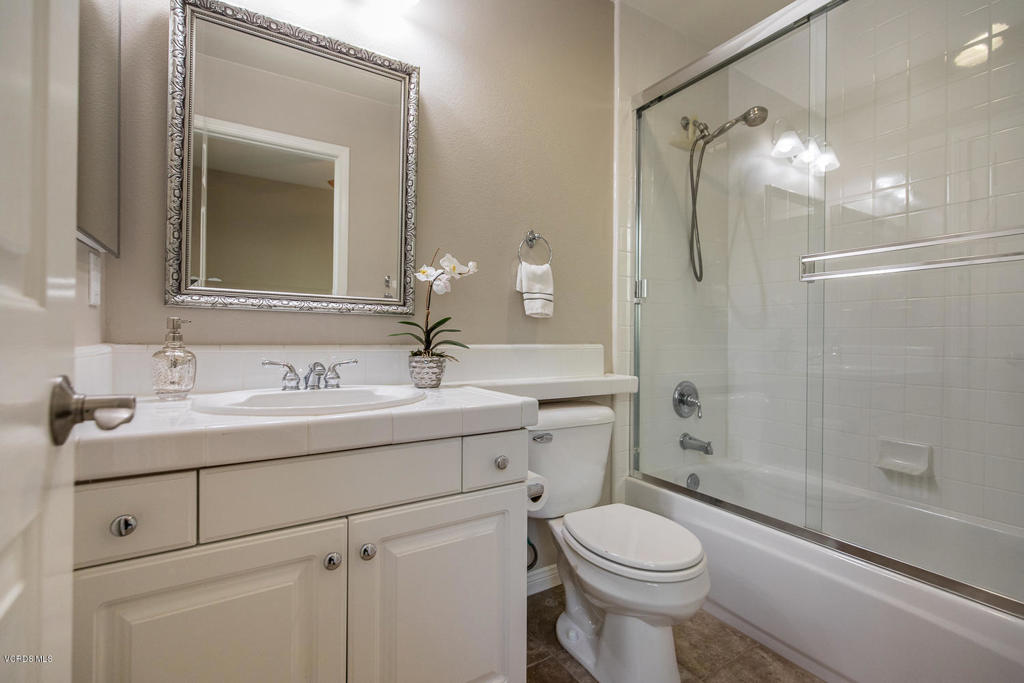 Regency Hills-903 - 1006112 - Residential