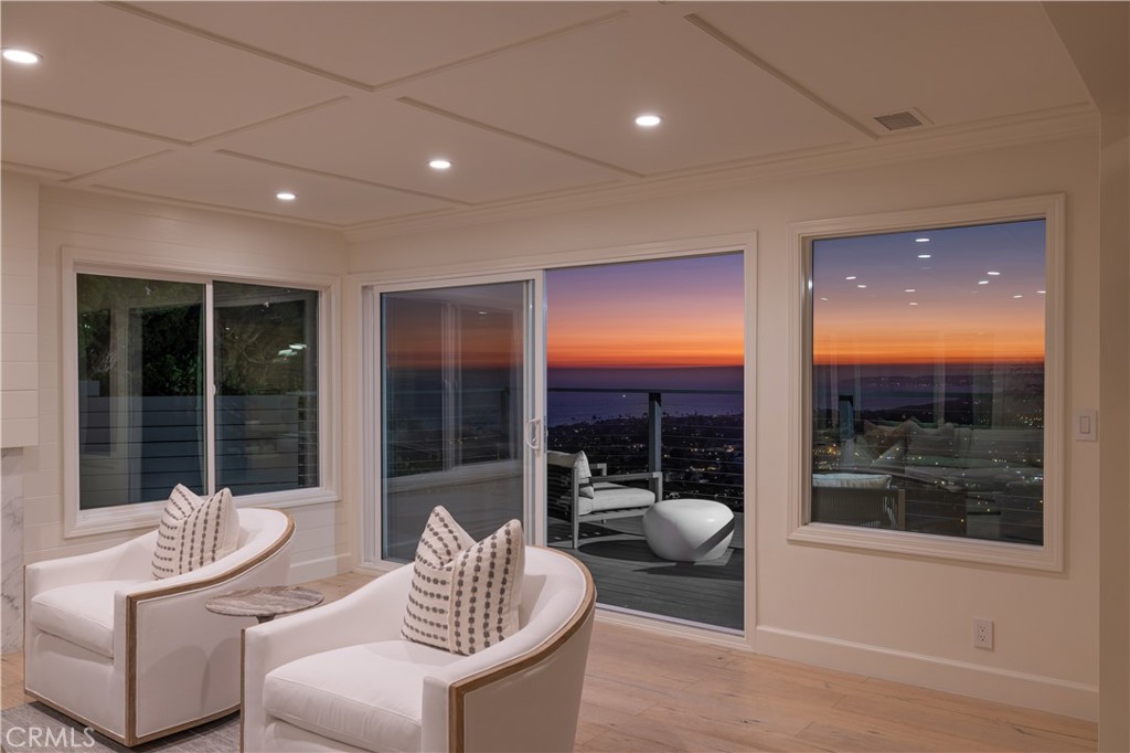 303 E Avenida Cordoba