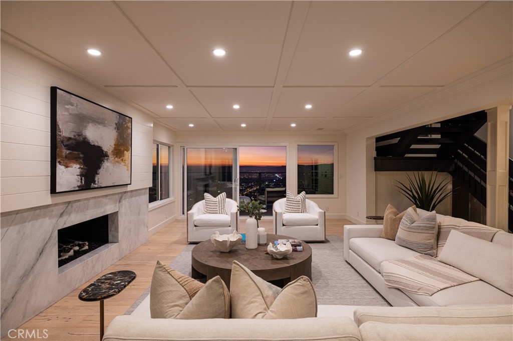 303 E Avenida Cordoba