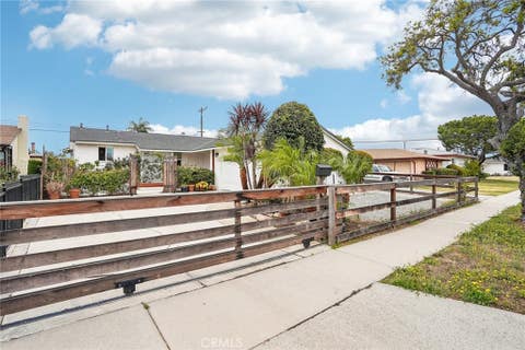 Photo of 13808 Casimir Avenue, Gardena, CA 90249 (MLS # SB26135814)
