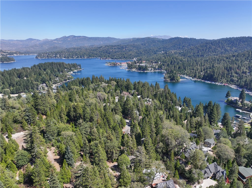 Arrowhead Woods (AWHW) - Residential