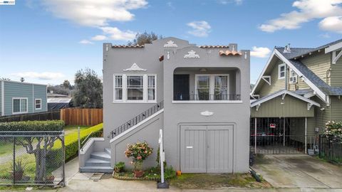 Photo of 231 231 West 9th St, Pittsburg, CA 94565 (MLS # 41125619)