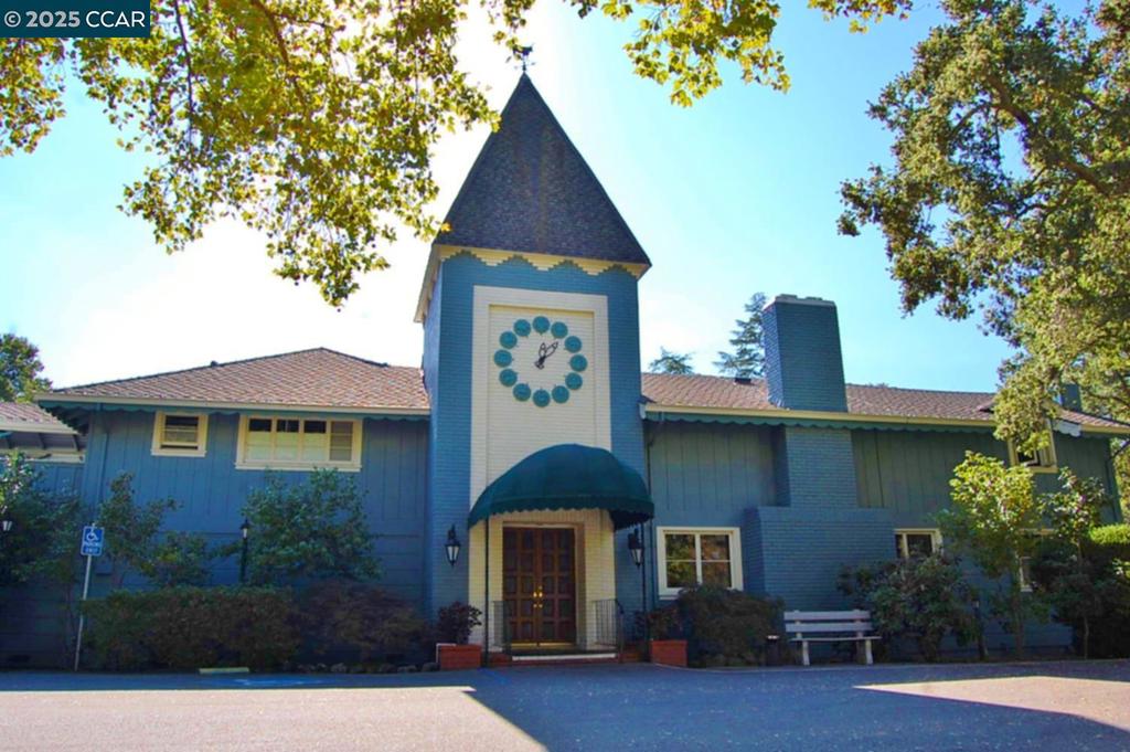 ROSSMOOR - Residential