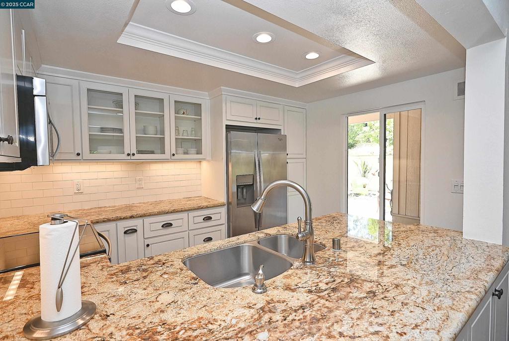 ROSSMOOR - Residential