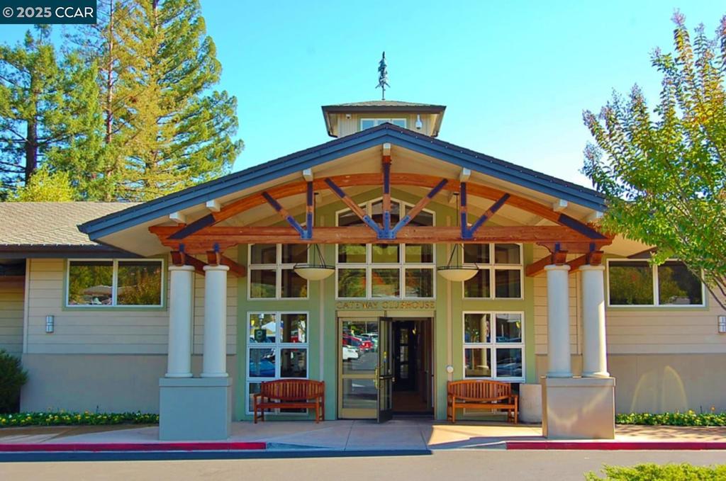 ROSSMOOR - Residential