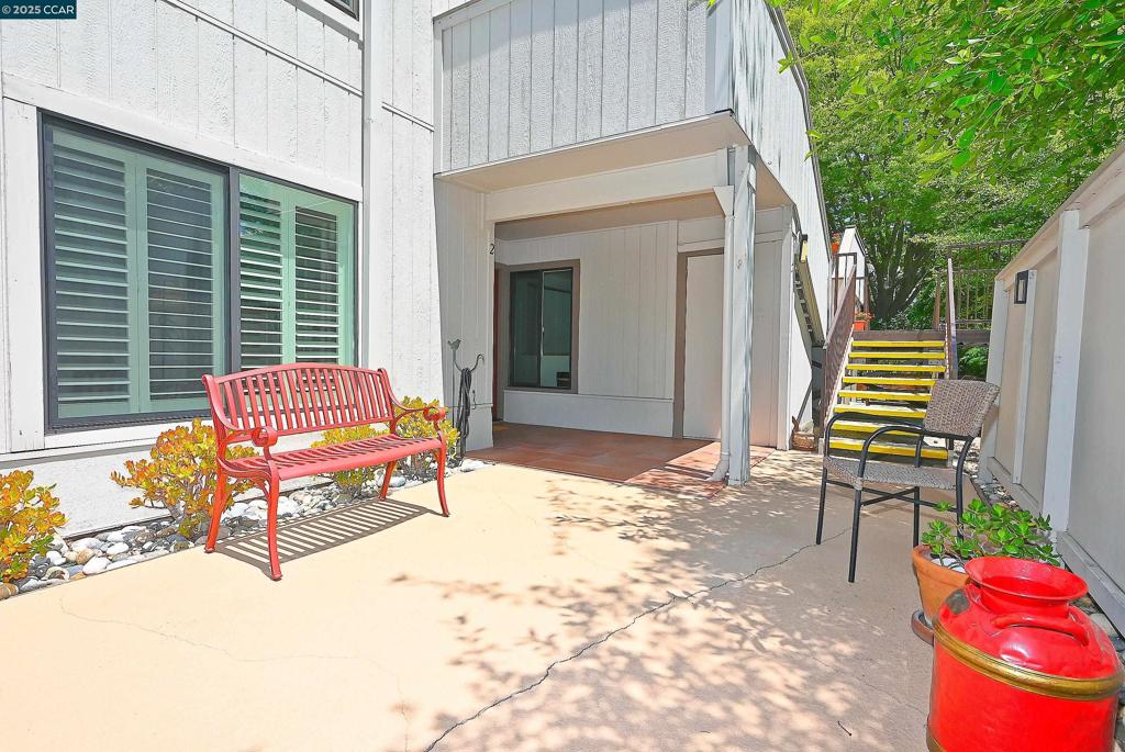 ROSSMOOR - Residential