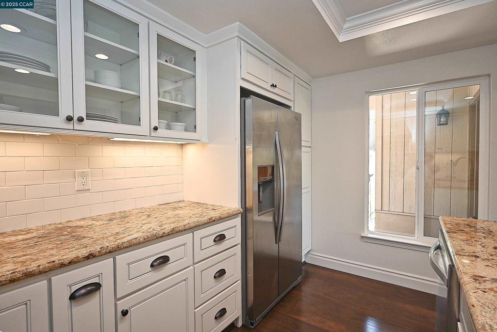 ROSSMOOR - Residential