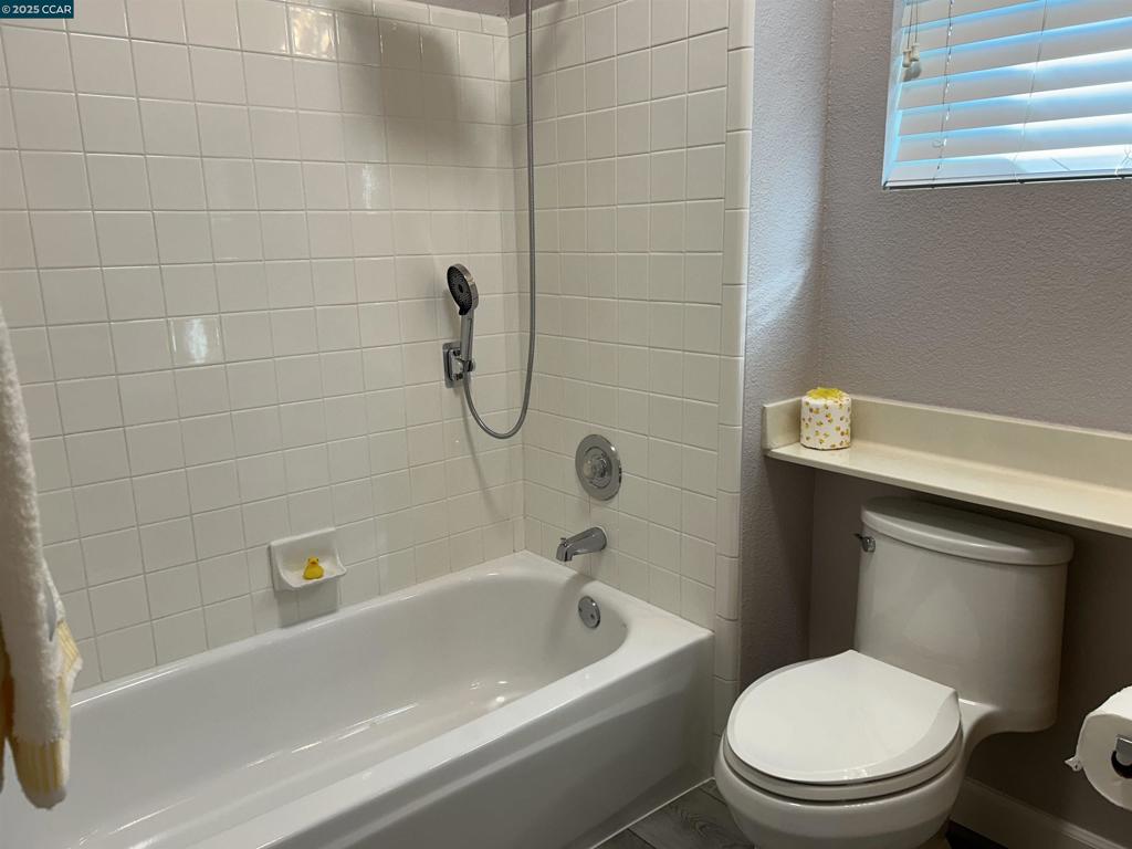 OAKHURST - Residential