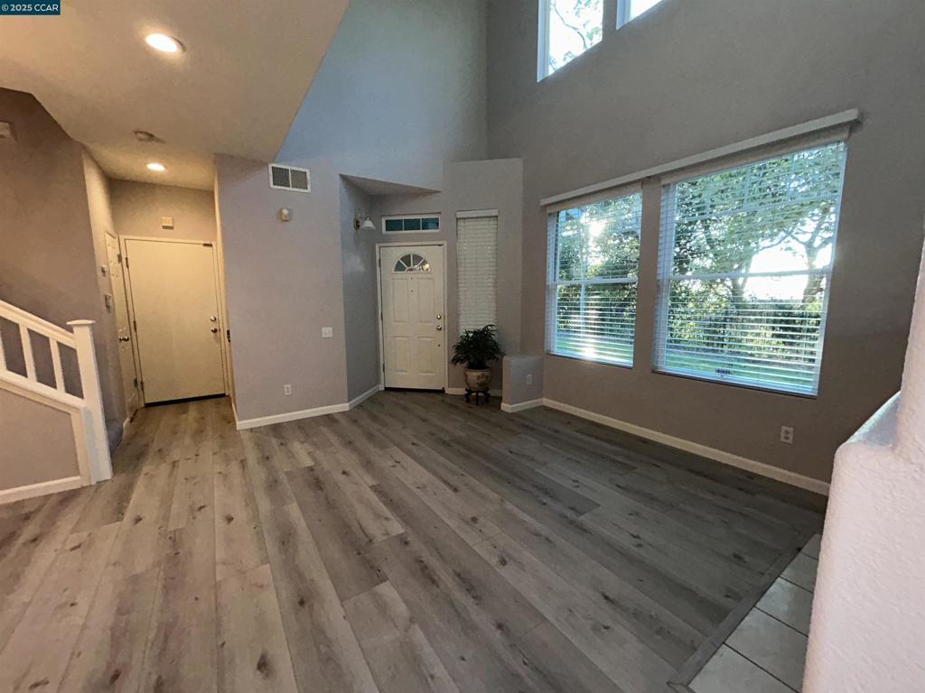 OAKHURST - Residential