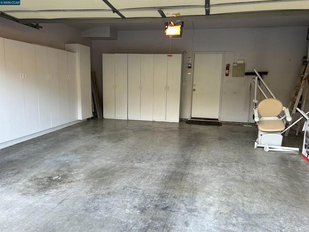 OAKHURST - Residential