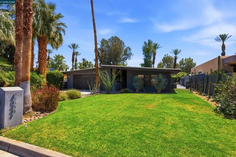 Photo of 45644 Indian Wells Ln LN, Indian Wells, CA 92210 (MLS # 41136796)