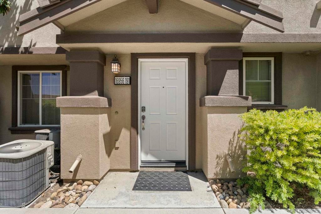 16956 Laurel Hill Lane Ln 191, San Diego CA 92127