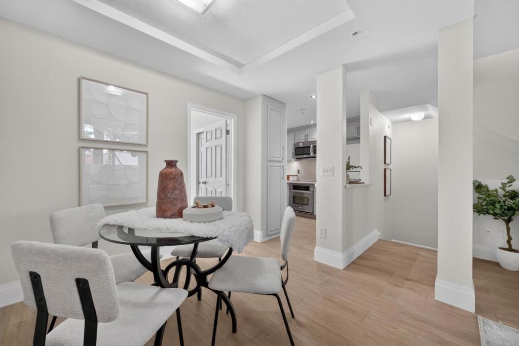 379 Dunsmuir Terrace 3