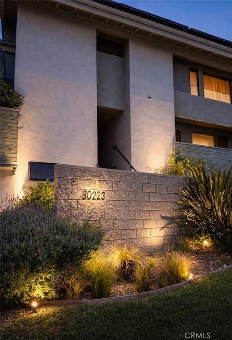 30232 Via Borica Rancho Palos Verdes CA 90275