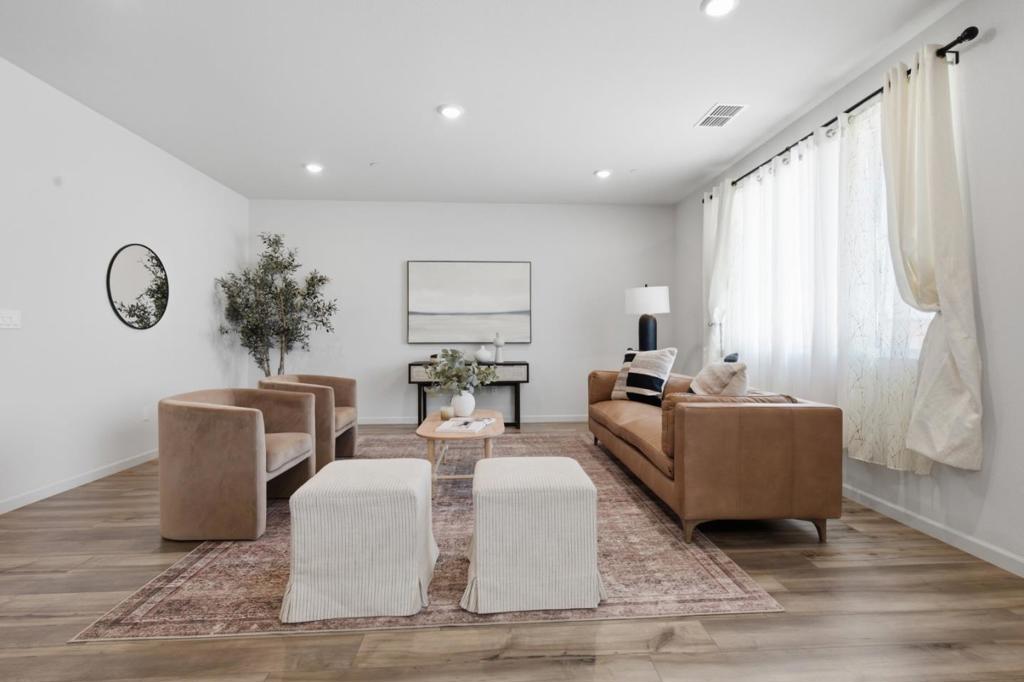 1225 Autumn Breeze Drive