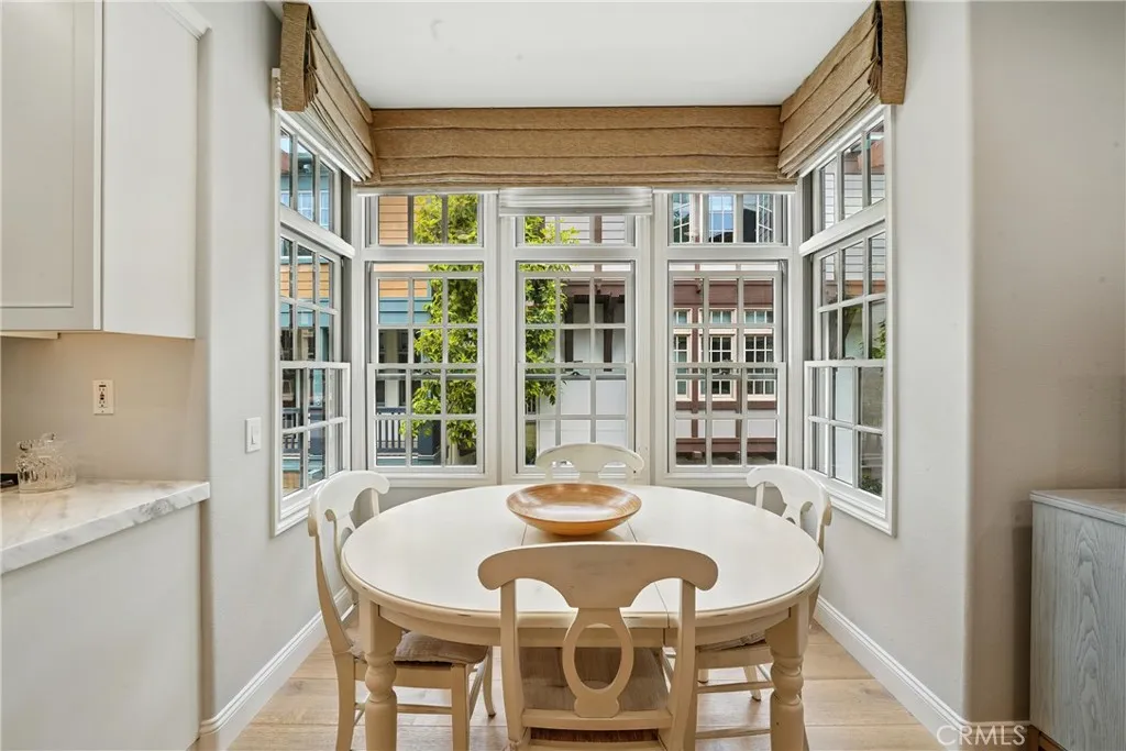 Corona del Mar, California 92625, United States, 2 Bedrooms Bedrooms, ,3 BathroomsBathrooms,Residential,Active,161398