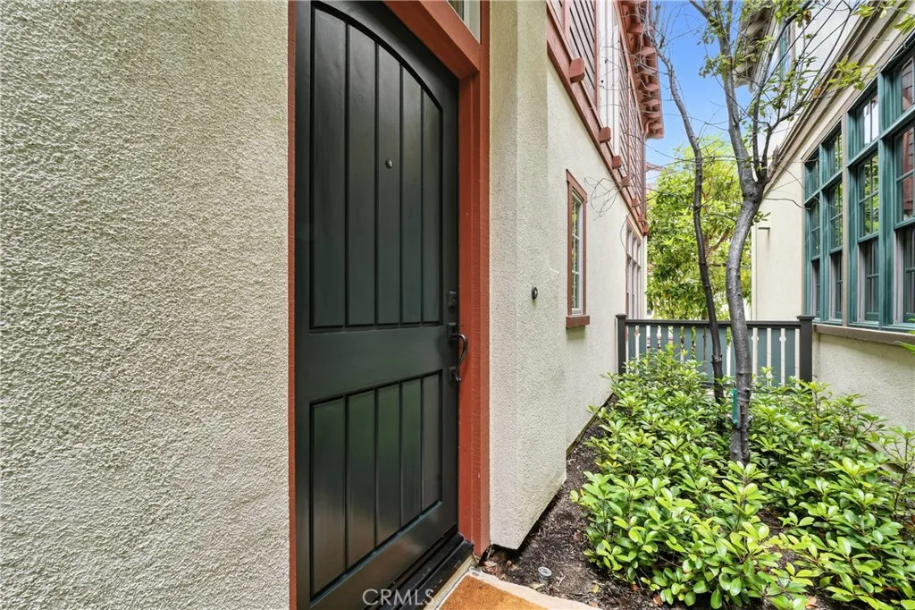 Corona del Mar, California 92625, United States, 2 Bedrooms Bedrooms, ,3 BathroomsBathrooms,Residential,Active,161398