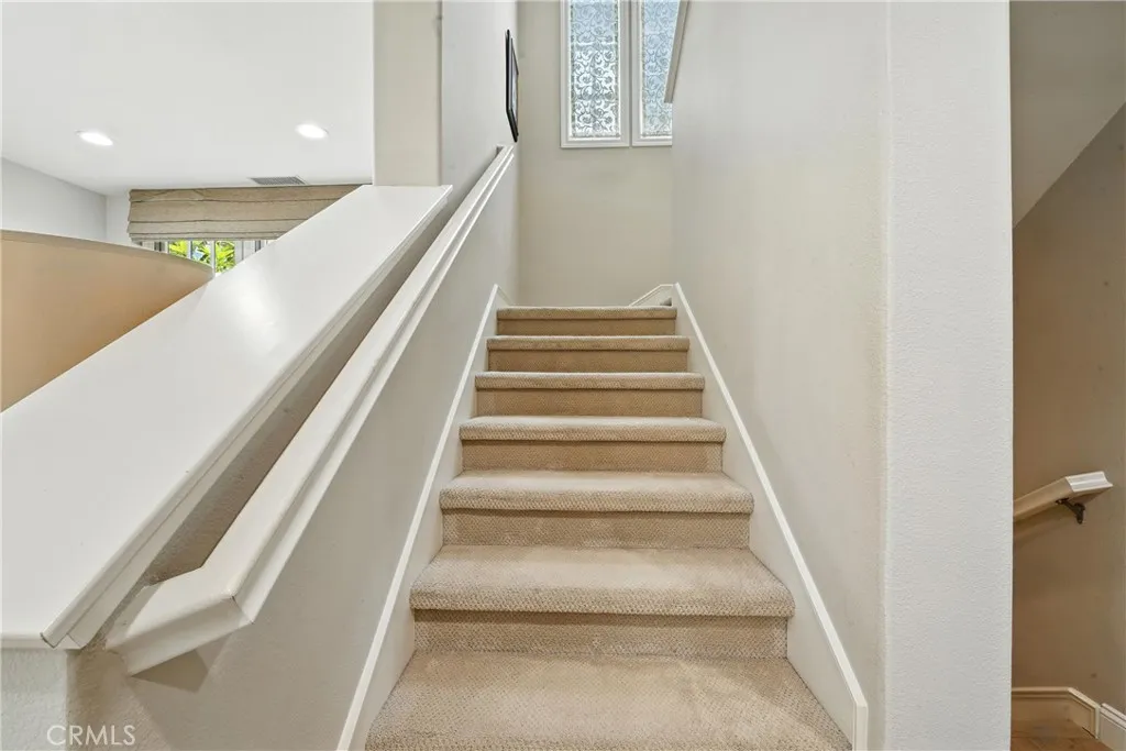 Corona del Mar, California 92625, United States, 2 Bedrooms Bedrooms, ,3 BathroomsBathrooms,Residential,Active,161398