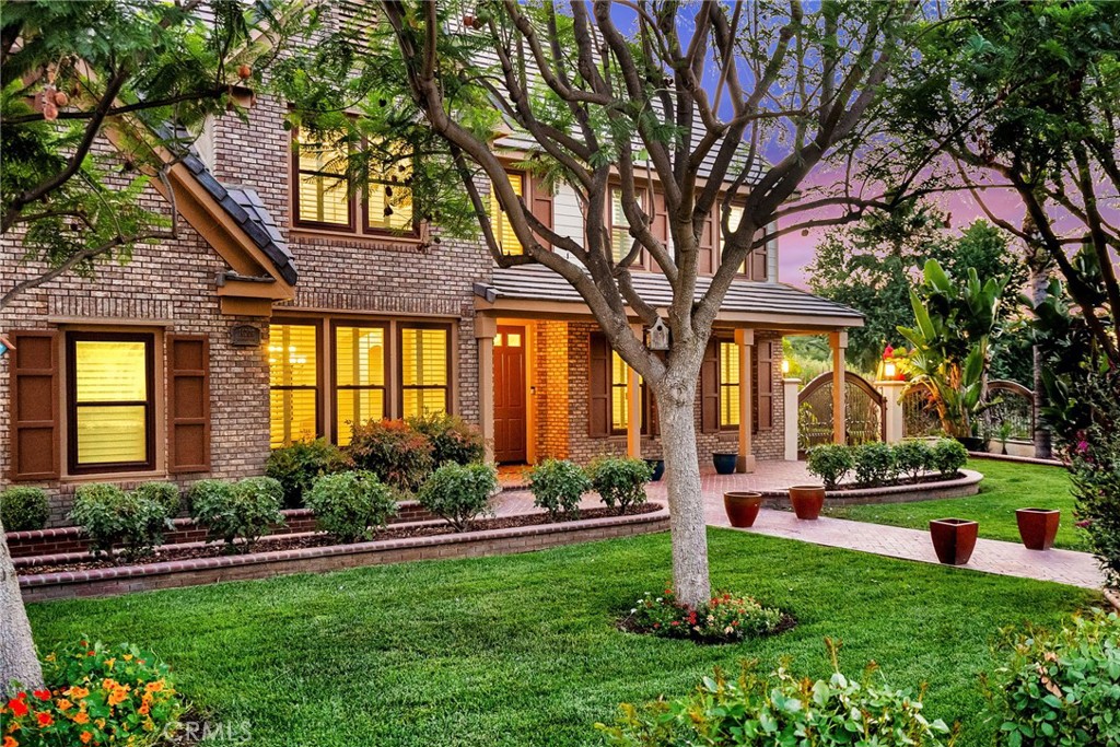 14207 Ashton Lane