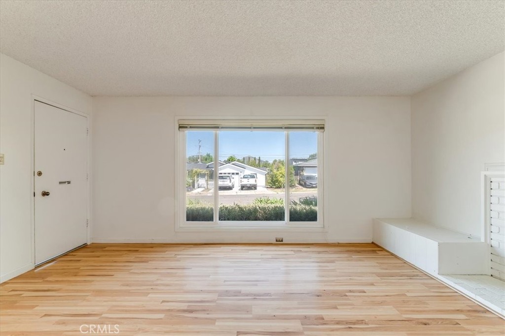 1231 Woodside Drive