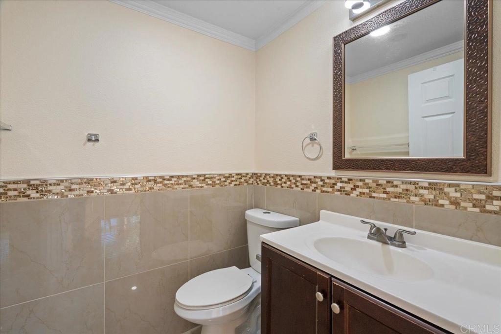 1321 Greenfield Dr 30