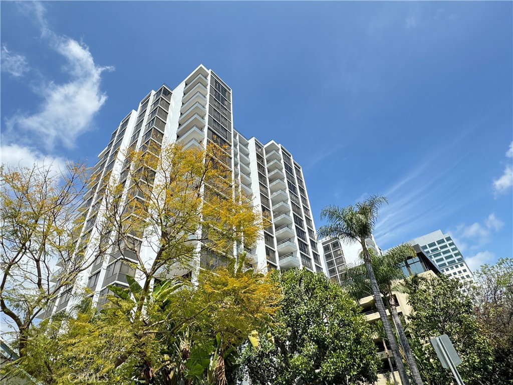 View,View,View. Elevate your lifestyle in this stunning corner penthouse, where every room offers panoramic views of the city lights. Perfectly positioned in the heart of Glendale, this boutique suite within Park Towers—a premier high-rise complex—puts you within walking distance to upscale dining, shopping, and entertainment. This exquisitely remodeled unit features a spacious, open floor plan accentuated by high ceilings and tall windows that fill the home with natural light. The double entry doors open to a grand living room with a dedicated dining area, leading to an updated kitchen complete with modern amenities, new wood flooring, brand new side by side washer dryer in the unit.
The elegant master suite boasts a large, luxurious bathroom, while a well-appointed second bedroom and view balcony add to the home's charm and functionality. Park Towers' luxury amenities are designed to enhance your lifestyle, offering two sparkling pools, professional tennis courts, a spa, gym, and a beautifully landscaped BBQ area. Host events in the sophisticated banquet hall.
Additional features include gated guest parking and 24-hour security, ensuring privacy and peace of mind. The lobby, exuding elegance and style. Discover a life of luxury and convenience in this extraordinary penthouse, designed for those who seek an experience beyond the ordinary.