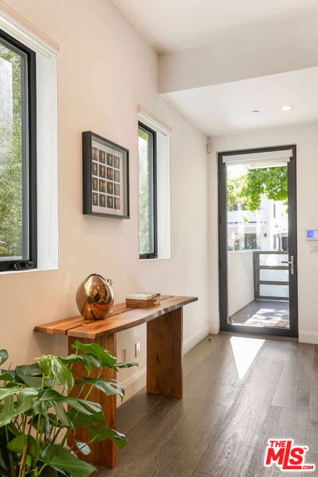 Photo of 732 Huntley Drive #A, West Hollywood, CA 90069 (MLS # 25589013)