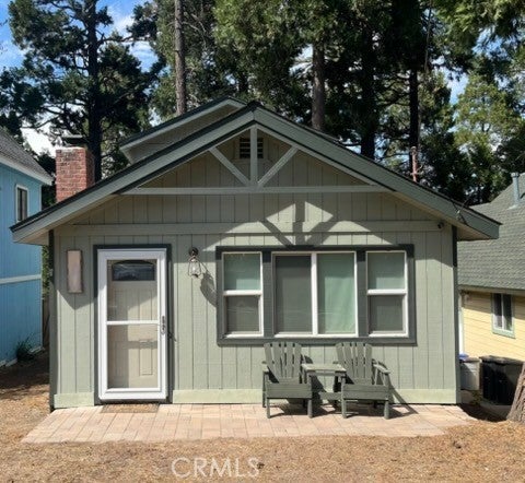 23376 Crestline Road