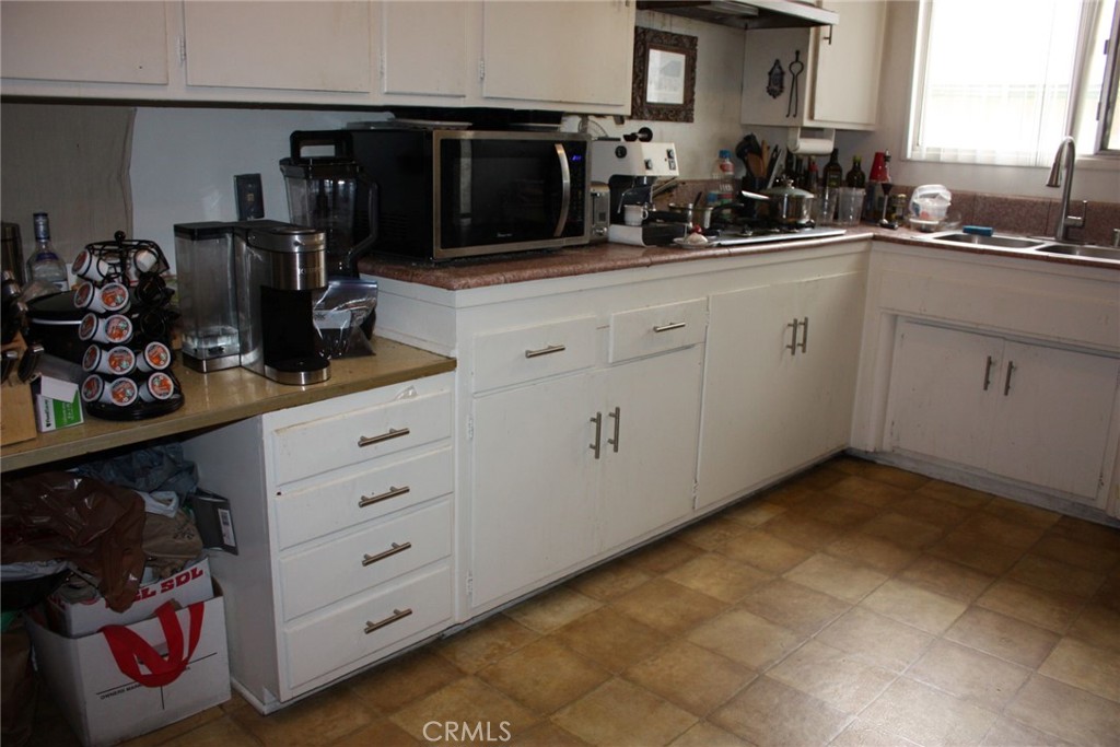 6516 Sausalito Avenue