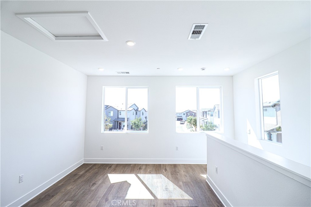 luna park - Residential Lease