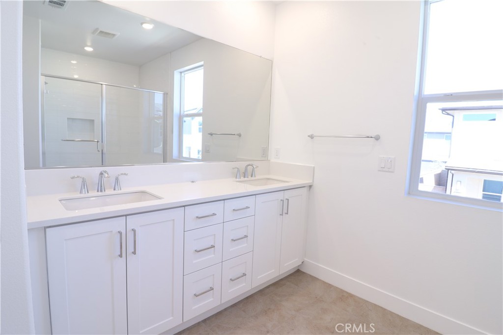 luna park - Residential Lease