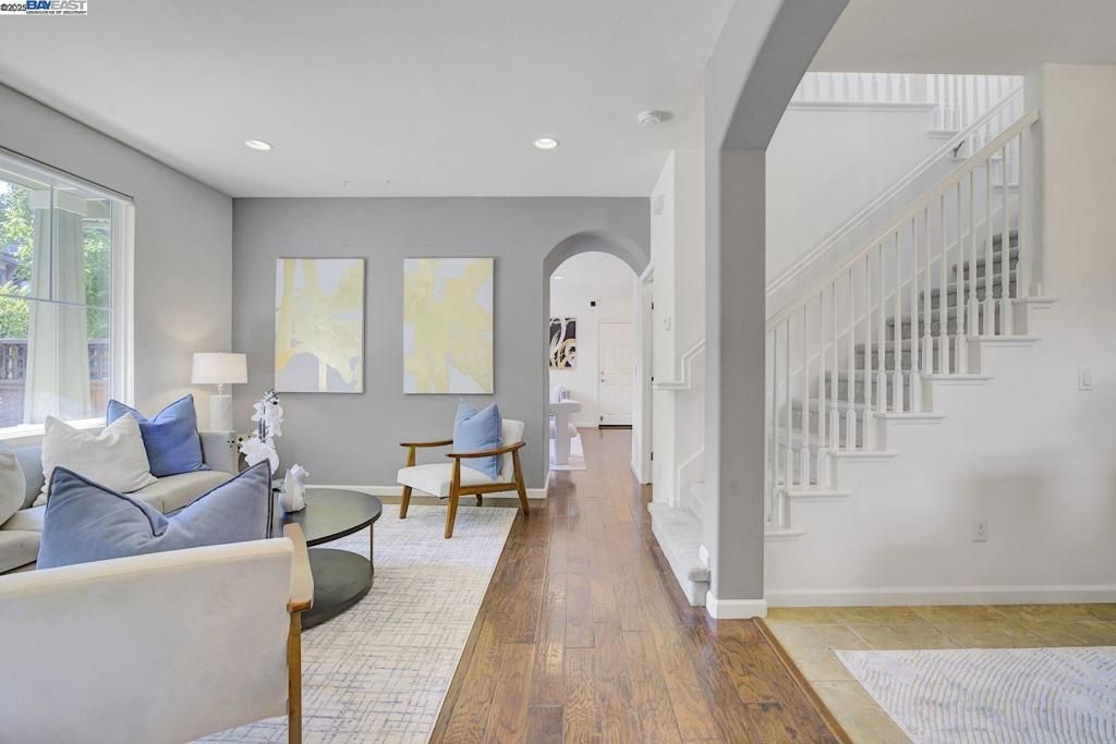 Photo of 445 S 22Nd St St, San Jose, CA 95116 (MLS # 41115518)