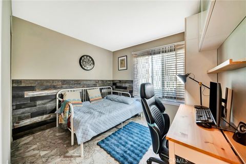 Tiny photo for 27416 Rondell Street, Agoura Hills, CA 91301 (MLS # SR26049173)