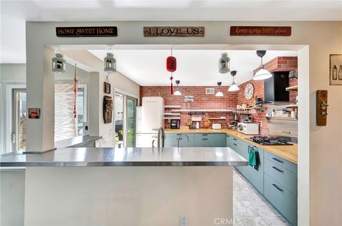 Tiny photo for 27416 Rondell Street, Agoura Hills, CA 91301 (MLS # SR26049173)