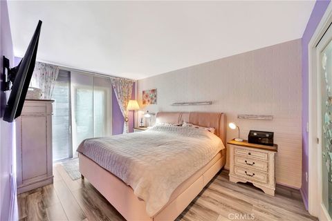 Tiny photo for 27416 Rondell Street, Agoura Hills, CA 91301 (MLS # SR26049173)